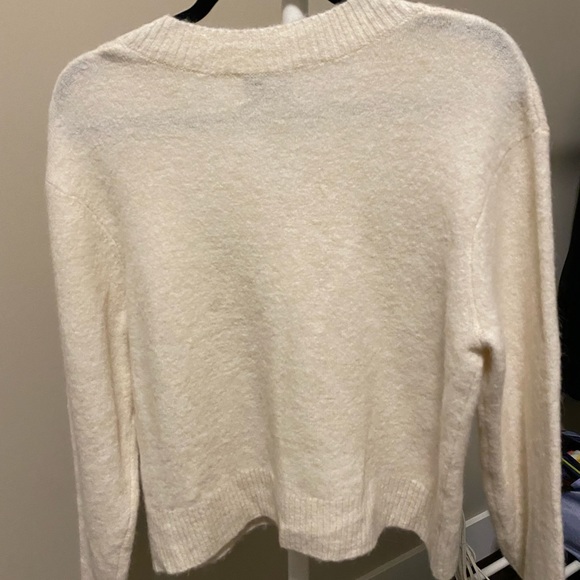 Aritzia Wilfred Free Krause VNeck Wool Alpaca Sweater Cream - Picture 2 of 3